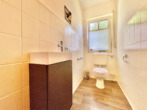 Freiraum für Ihre Ideen! Einfamilienhaus mit Entfaltungspotenzial in Lähden! - Gäste - WC Erdgeschoss