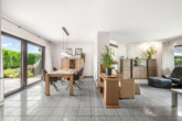 Wohnen / Essen - Groß gedacht, vielseitig gemacht: Wohnhaus mit Doppelgarage & 2.143 m² Grundstück in Rühle!