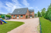 Bild - Gut Ding will Weide haben: Zweifamilienhaus mit Stallgebäude auf 4.722 m² Grundstück in Haren/Erika!