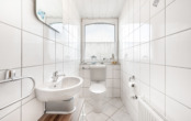 Gäste-WC Dachgeschoss - Gut Ding will Weide haben: Zweifamilienhaus mit Stallgebäude auf 4.722 m² Grundstück in Haren/Erika!