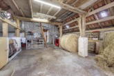 Bild - Gut Ding will Weide haben: Zweifamilienhaus mit Stallgebäude auf 4.722 m² Grundstück in Haren/Erika!