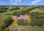 Bild - Alte Mauern, neue Energie – Resthof mit PV-Anlage auf über 1 Hektar Land in Geeste-Dalum!