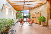 Wintergarten / Büro - rechter Flügel - Mallorquinische Eleganz auf norddeutschem Boden – Ein Refugium für besondere Ansprüche