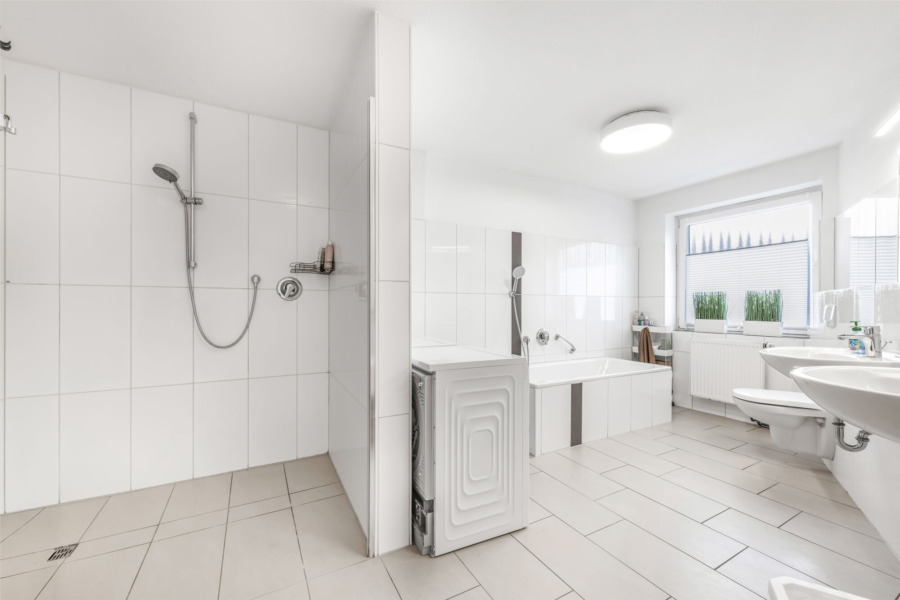 Wohnung 1 - Tageslichtbad