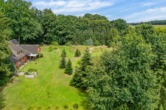 Bild - Grund genug für neue Träume – Wohnen mit Weitblick auf einem 5.644 m² großen Naturareal