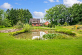Bild - Grund genug für neue Träume – Wohnen mit Weitblick auf einem 5.644 m² großen Naturareal