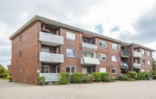 Bild - Gepflegt, aufgewertet, zeitgemäß: 3-Zimmer-Obergeschosswohnung mit Loggia in Meppen-Esterfeld!