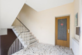 Eingangsbereich - Gartenzeit inklusive – Erdgeschosswohnung mit Wintergarten, Garage und modernisiertem Tageslichtbad