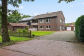 Bild - Gartenzeit inklusive – Erdgeschosswohnung mit Wintergarten, Garage und modernisiertem Tageslichtbad