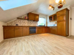 Küche - Modernisierte Dachgeschosswohnung mit Terrasse & Stellplatz in Esterfeld zu mieten!