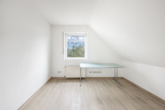 Schlafen I - Dachgeschoss - Klar geplant, modern weitergedacht, klug modernisiert – gepflegte Doppelhaushälfte in Meppen-Nödike!