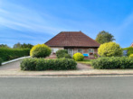 Bild - Wohnen auf Bodenhöhe: solider Bungalow mit Garage und Ausbaupotential im Dachgeschoss in Esterwegen