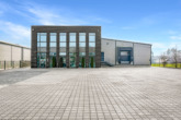 Bild - Immer cool bleiben – Gewerbeimmobilie (BJ 2018) mit Büro, Kühllogistikfläche und Showküche in Meppen