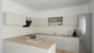 Visualisierung Kochen / Essen / Wohnen - Frisch vom Architekten III: Neubau-OG-Wohnung, 2 Schlafzimmer, Wärmepumpe & PV-Anlage in Esterfeld