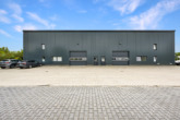 Halle 2 - Zwei auf einen Streich! Vermietete Gewerbehallen mit PV-Anlagen im Euro-Industriepark Meppen-Versen