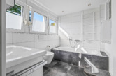 Tageslichtbad Dachgeschoss - Schlüssel umdrehen, Zuhause genießen – Sanierte und modernisierte Wohnimmobilie in Twist-Siedlung!