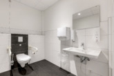 barrierearmes WC Erdgeschoss