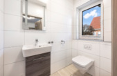 Gäste-WC - Alles auf einem Level: Bungalow aus 2020 mit PV-Anlage, Wallbox & Sommergarten in Haselünne-Eltern!