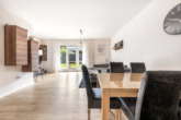 Wohnen / Essen / Kochen - Platz bieten, Ertrag sichern: Moderne Erdgeschosswohnung mit Garten & Carport in Meppen – Esters Hof