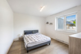 Schlafen 1 - Platz bieten, Ertrag sichern: Moderne Erdgeschosswohnung mit Garten & Carport in Meppen – Esters Hof